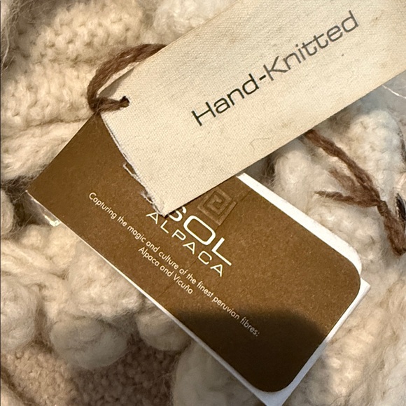 Sol Alpaca hand knitted three ring scarf NWT cream - Picture 4 of 4
